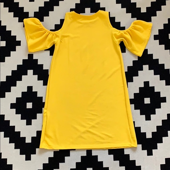 Zara Trafaluc Off-The-Shoulder Yellow Dress - Picture 4 of 8